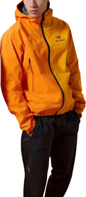 Arcteryx BETA Jacket Recut No.18 Lightweight Shell Blaze/Amber Ale. 31521 Shop Arcteryx BETA Jacket Recut No.18 Lightweight Shell Blaze/Amber Ale. 31521