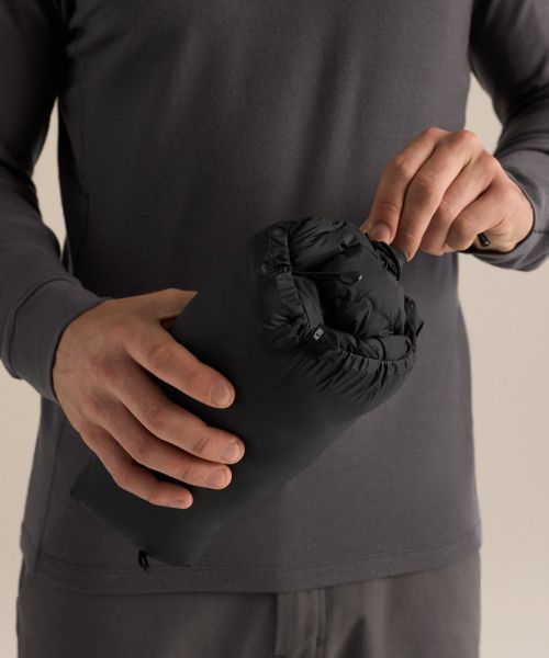Sizing Arc''teryx Cerium Hoodie - Hitam / AJQFM10521 AJQFM10521BLK