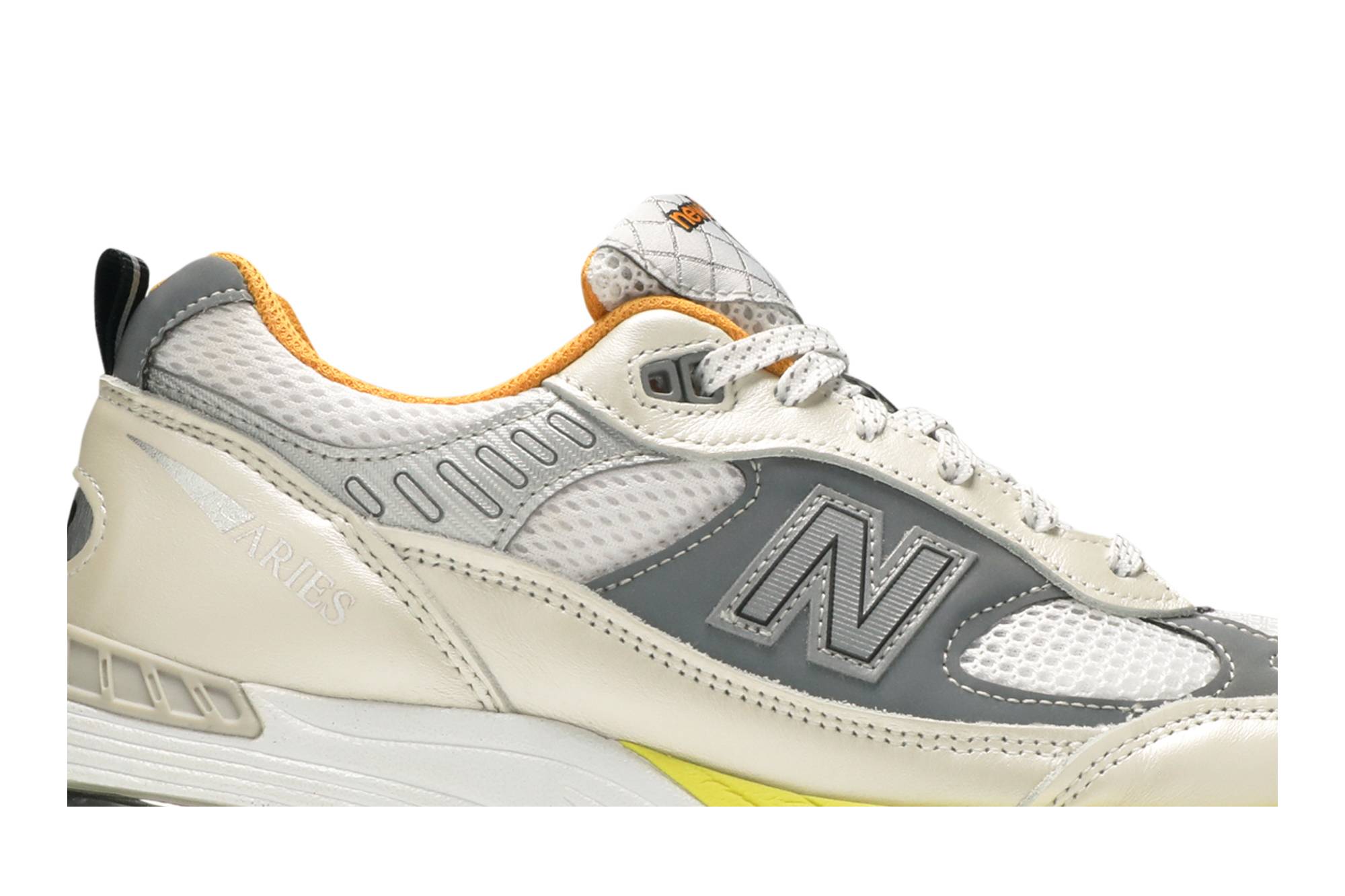 Order Aries x New Balance 991 Buatan England 'Orang Perak' M991ARI