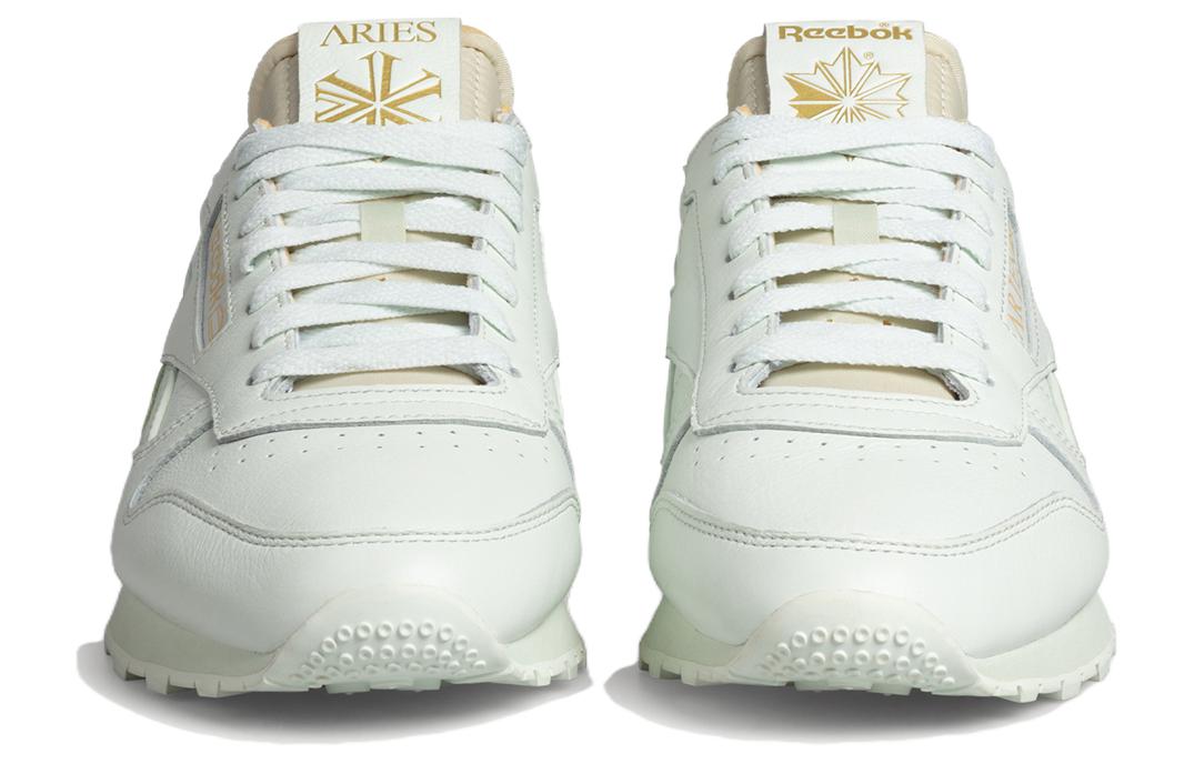 Shop 아리스 x 리복 클래식 레더 "화이트" 100201988