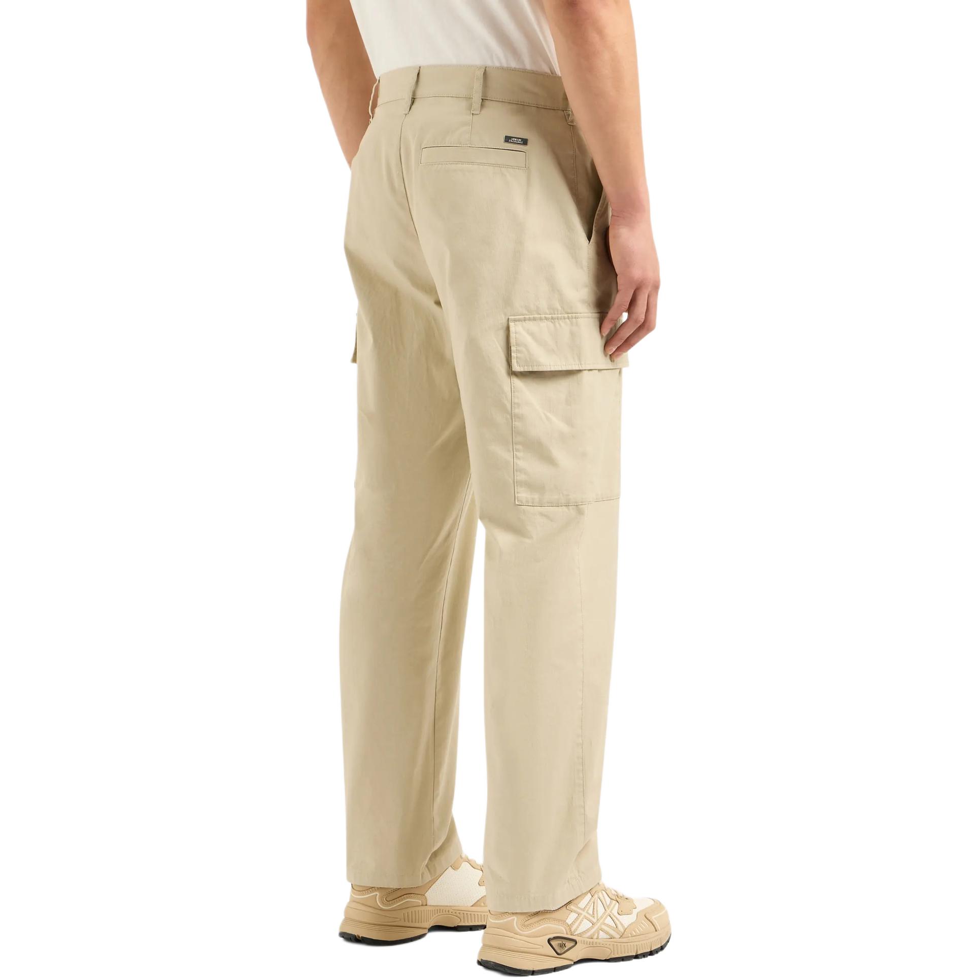 Shop 아르마니 익스체인지 베이지 미드라이즈 스트레이트 카고 팬츠 SS24 3DZP03-ZN3SZ-1795