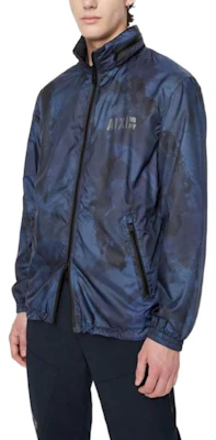 아르마니 익스체인지 FW22 레이크 블루 집업 재킷. 6LZB20-ZNUQZ-55HV Lookbook 아르마니 익스체인지 FW22 레이크 블루 집업 재킷. 6LZB20-ZNUQZ-55HV