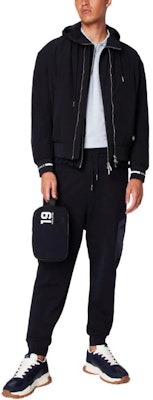 ARMANI EXCHANGE Jaket Pendek Katun Logo SS24 Biru Tua. 3DZBL0-ZN3FZ-1583 Lookbook ARMANI EXCHANGE Jaket Pendek Katun Logo SS24 Biru Tua. 3DZBL0-ZN3FZ-1583