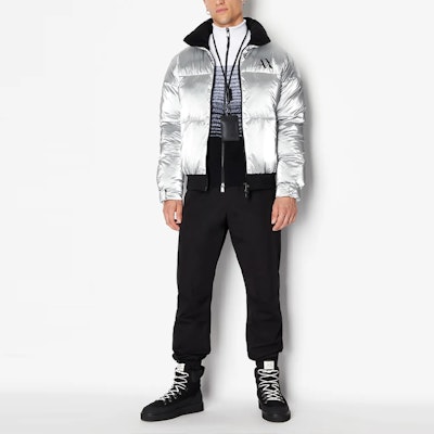 ARMANI EXCHANGE 銀色高領拉鏈棉質外套 字母印花 6RZB45-ZNPTZ-11987 Lookbook ARMANI EXCHANGE 銀色高領拉鏈棉質外套 字母印花 6RZB45-ZNPTZ-11987