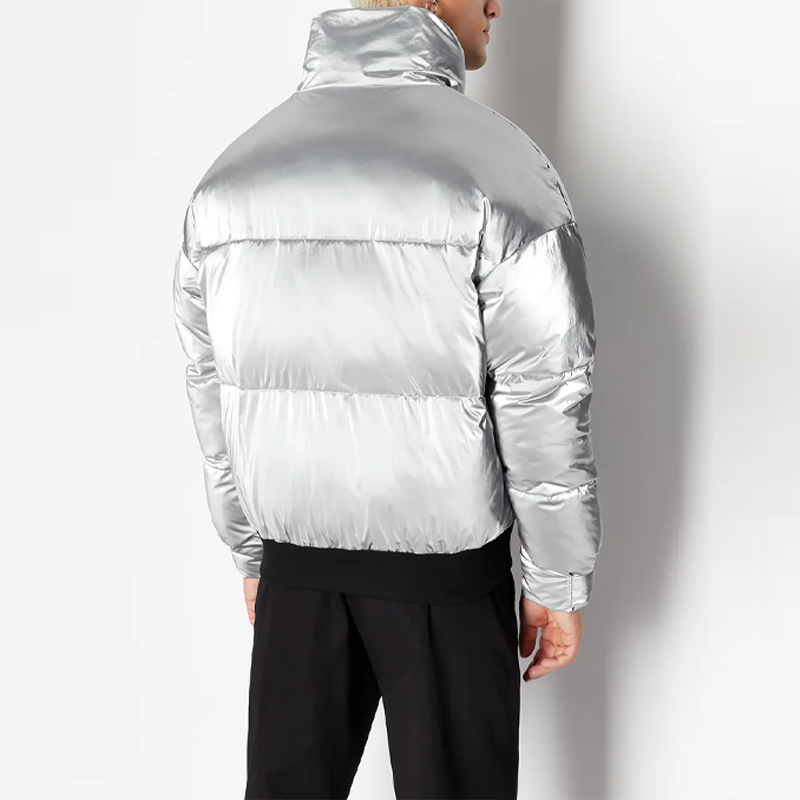 Shop ARMANI EXCHANGE 銀色高領拉鏈棉質外套 字母印花 6RZB45-ZNPTZ-11987