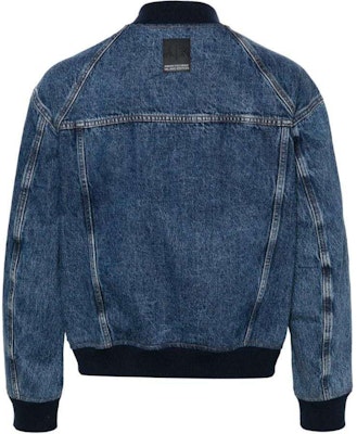 아르마니 익스체인지 워시드 데님 봄버 자켓 리브드 트림 - 블루. 3DZBG1-Z1Y4Z Lookbook 아르마니 익스체인지 워시드 데님 봄버 자켓 리브드 트림 - 블루. 3DZBG1-Z1Y4Z