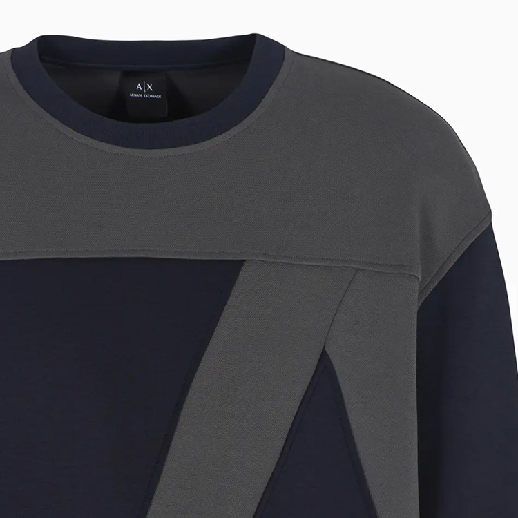 Lookbook 阿玛尼交换AE FW24藏青色拼色标志圆领卫衣. 6DZMJA-ZJNKZ-1510