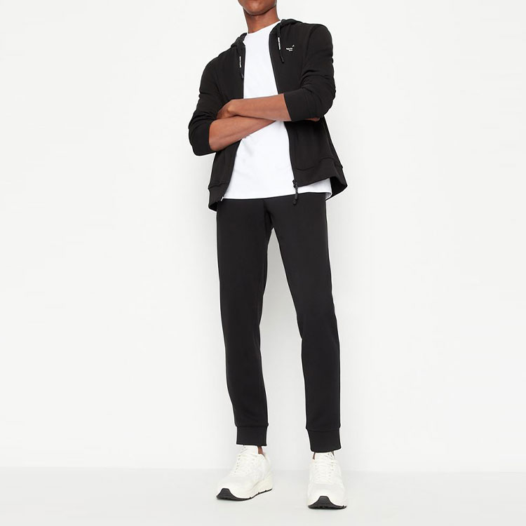 Lookbook Armani Exchange AE SS22 黑色拉鍊Logo長袖衛衣 8NZM95-ZJKRZ-1200