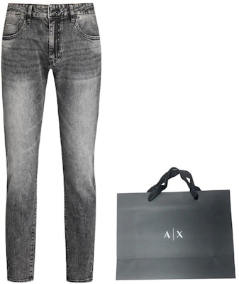 阿玛尼AX AE SS24男士中腰直筒洗水黑色牛仔裤 3DZJ16-Z1KQZ-0204 Purchase 阿玛尼AX AE SS24男士中腰直筒洗水黑色牛仔裤 3DZJ16-Z1KQZ-0204