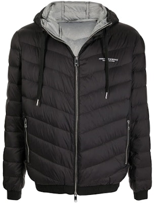 阿玛尼AX黑色印花连帽羽绒夹克。 8NZB53-ZNW3Z-0217 Order 阿玛尼AX黑色印花连帽羽绒夹克。 8NZB53-ZNW3Z-0217