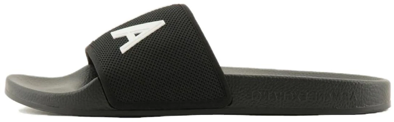 Armani Exchange Sandal Hitam Slide - Nyaman dan Minimalis XUP001XV8201S277 Buy Armani Exchange Sandal Hitam Slide - Nyaman dan Minimalis XUP001XV8201S277