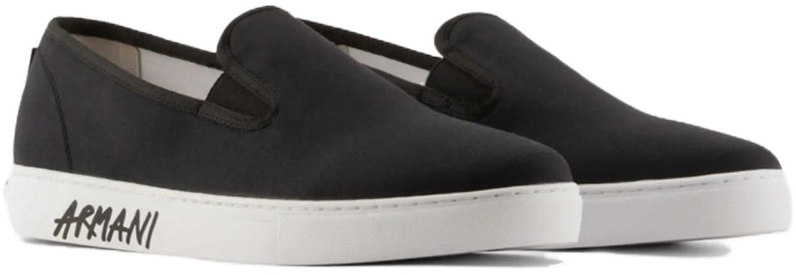 Armani Exchange Kanvas Slip-On 'Fesyen Hitam' XUY009XV656100002 Lookbook Armani Exchange Kanvas Slip-On 'Fesyen Hitam' XUY009XV656100002