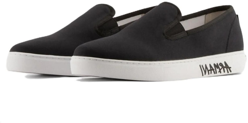 Armani Exchange Kanvas Slip-On 'Fesyen Hitam' XUY009XV656100002 Shop Armani Exchange Kanvas Slip-On 'Fesyen Hitam' XUY009XV656100002