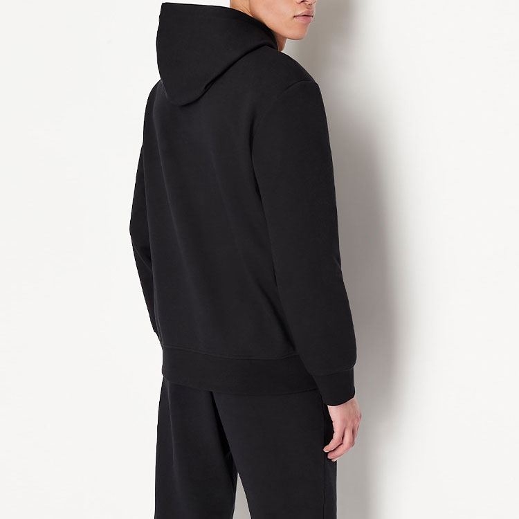 Shop Armani Exchange 老鷹標誌印花連帽衫 黑色 SS22 系列 3LZMAQ-ZJ5UZ-1200