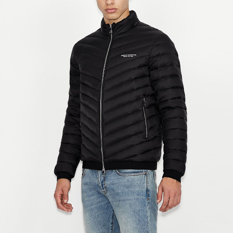 Purchase Armani Exchange FW22 黑色徽标高领羽绒夹克. 8NZB52-ZNW3Z-0217