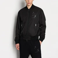 Shop Armani Exchange FW23 黑鷹標誌棒球領夾克外套. 6RZB05-ZNUEZ-1200