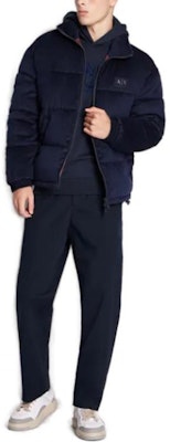 ARMANI EXCHANGE FW23 Hoodie Hitam dengan Cetakan Logo. 6RZMBB-ZJBWZ-1200 1