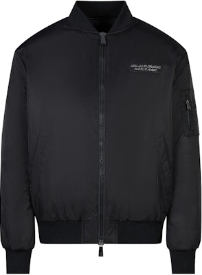 아르마니 익스체인지 FW23 블랙 로고 패치 야구 칼라 코튼 재킷. 6RZB12-ZNJ7Z-1200 Order 아르마니 익스체인지 FW23 블랙 로고 패치 야구 칼라 코튼 재킷. 6RZB12-ZNJ7Z-1200