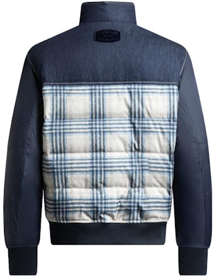 아르마니 익스체인지 FW23 체크 패치워크 터틀넥 다운 재킷 데님 블루 6RZBD2-Z198Z-25ET Lookbook 아르마니 익스체인지 FW23 체크 패치워크 터틀넥 다운 재킷 데님 블루 6RZBD2-Z198Z-25ET