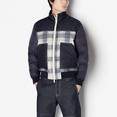 아르마니 익스체인지 FW23 체크 패치워크 터틀넥 다운 재킷 데님 블루 6RZBD2-Z198Z-25ET Purchase 아르마니 익스체인지 FW23 체크 패치워크 터틀넥 다운 재킷 데님 블루 6RZBD2-Z198Z-25ET