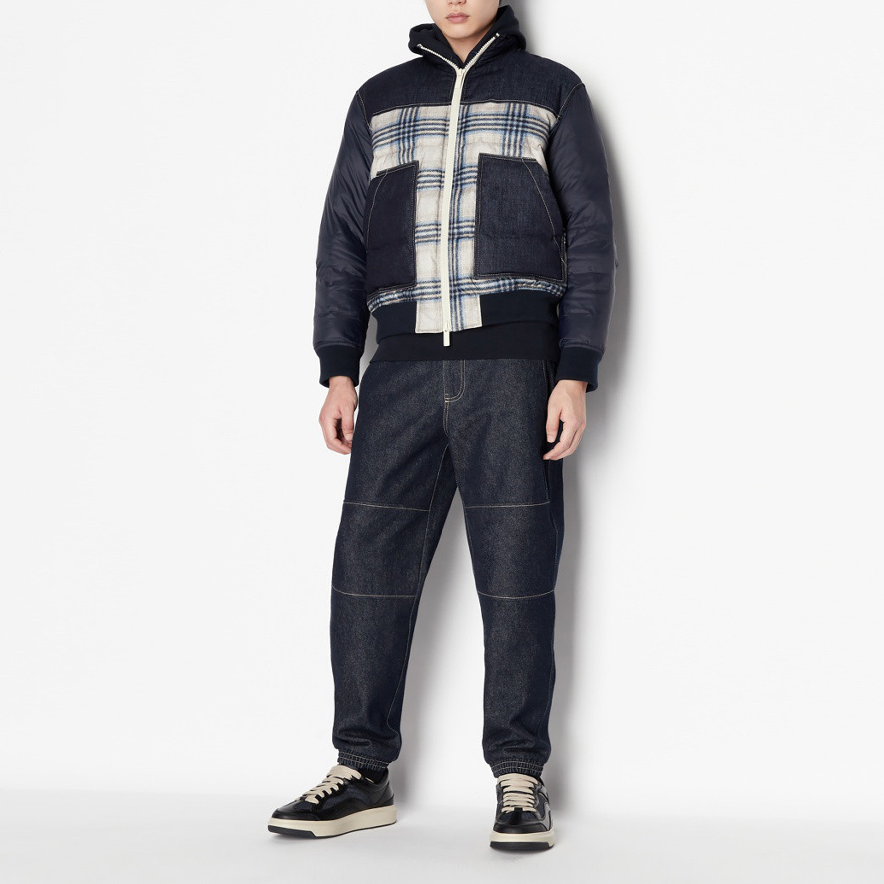 Details for 아르마니 익스체인지 FW23 체크 패치워크 터틀넥 다운 재킷 데님 블루 6RZBD2-Z198Z-25ET