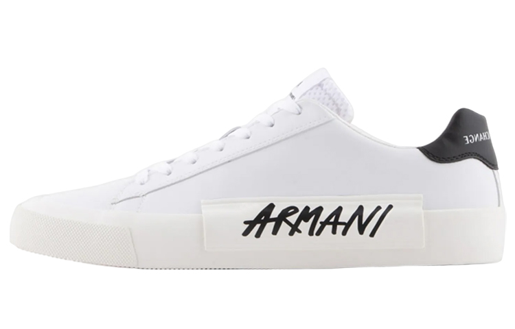Buy 阿玛尼Exchange 白色标志低帮系带鞋 XUX164XV6511R326