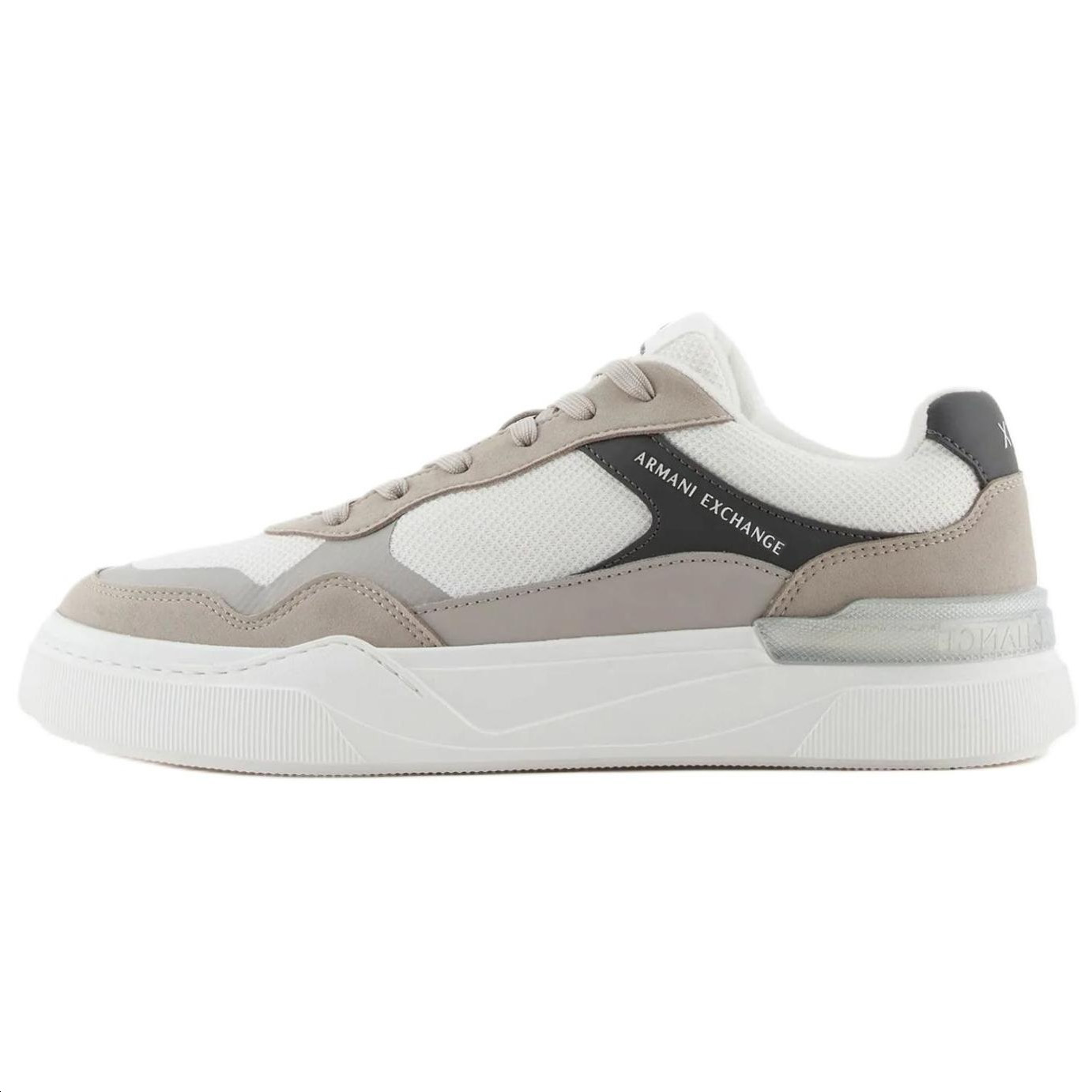 Armani Exchange Low-Top White Lace-Up Sneakers XUX218XV8561U176