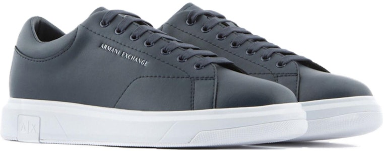 Sneakers Kulit Low Top Armani Exchange 'Biru Navy' XUX123XV534100285 Lookbook Sneakers Kulit Low Top Armani Exchange 'Biru Navy' XUX123XV534100285
