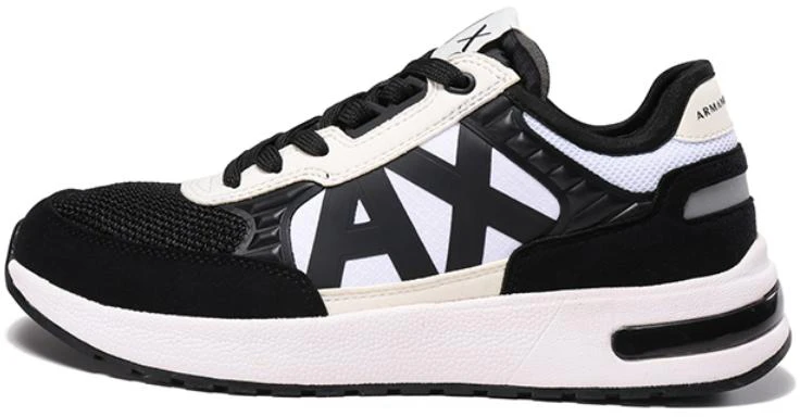 armani-exchange-low-top-sneakers-black-patch-logo-xux-090-xv-276-m212