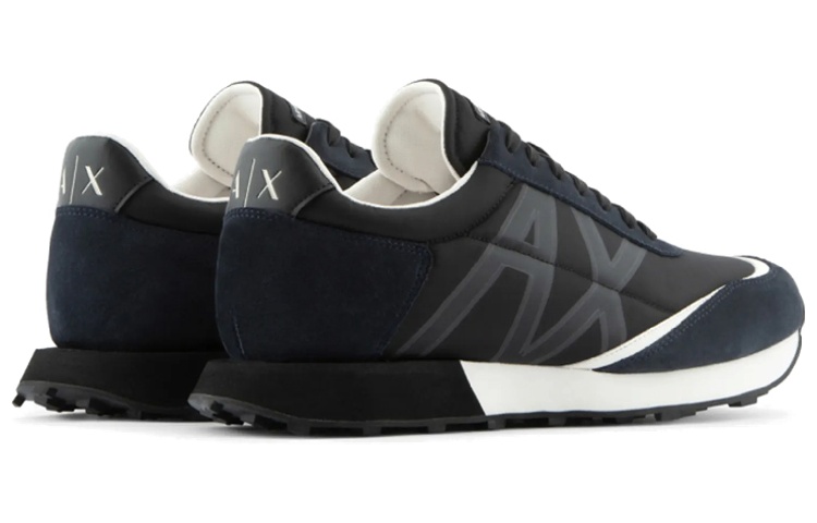 Shop ARMANI EXCHANGE阿瑪尼 尼龍 簡約百搭 耐磨 低幫 運動休閒鞋 男款 黑色