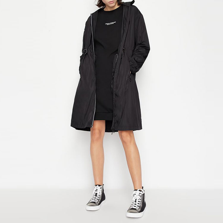 Lookbook 阿玛尼AX SS22黑色长袖连衣裙带标志印花 8NYA88-YJE5Z-1200