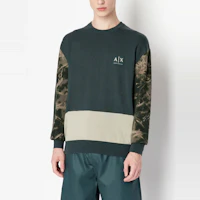 Shop Armani Exchange SS23 綠色拼接徽章圓領長袖上衣(男款) 3RZM1F-ZMX8Z-4885