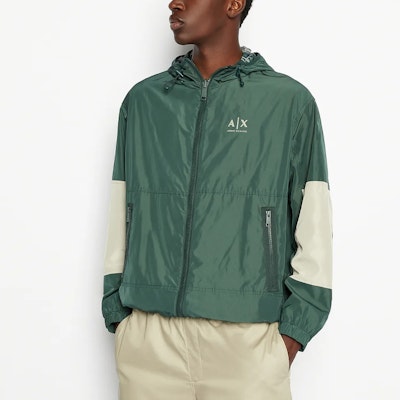 ARMANI EXCHANGE SS23 男款暗綠色Logo拼色拉鏈連帽外套。 3RZB18-ZNNSZ-4885 Shop ARMANI EXCHANGE SS23 男款暗綠色Logo拼色拉鏈連帽外套。 3RZB18-ZNNSZ-4885