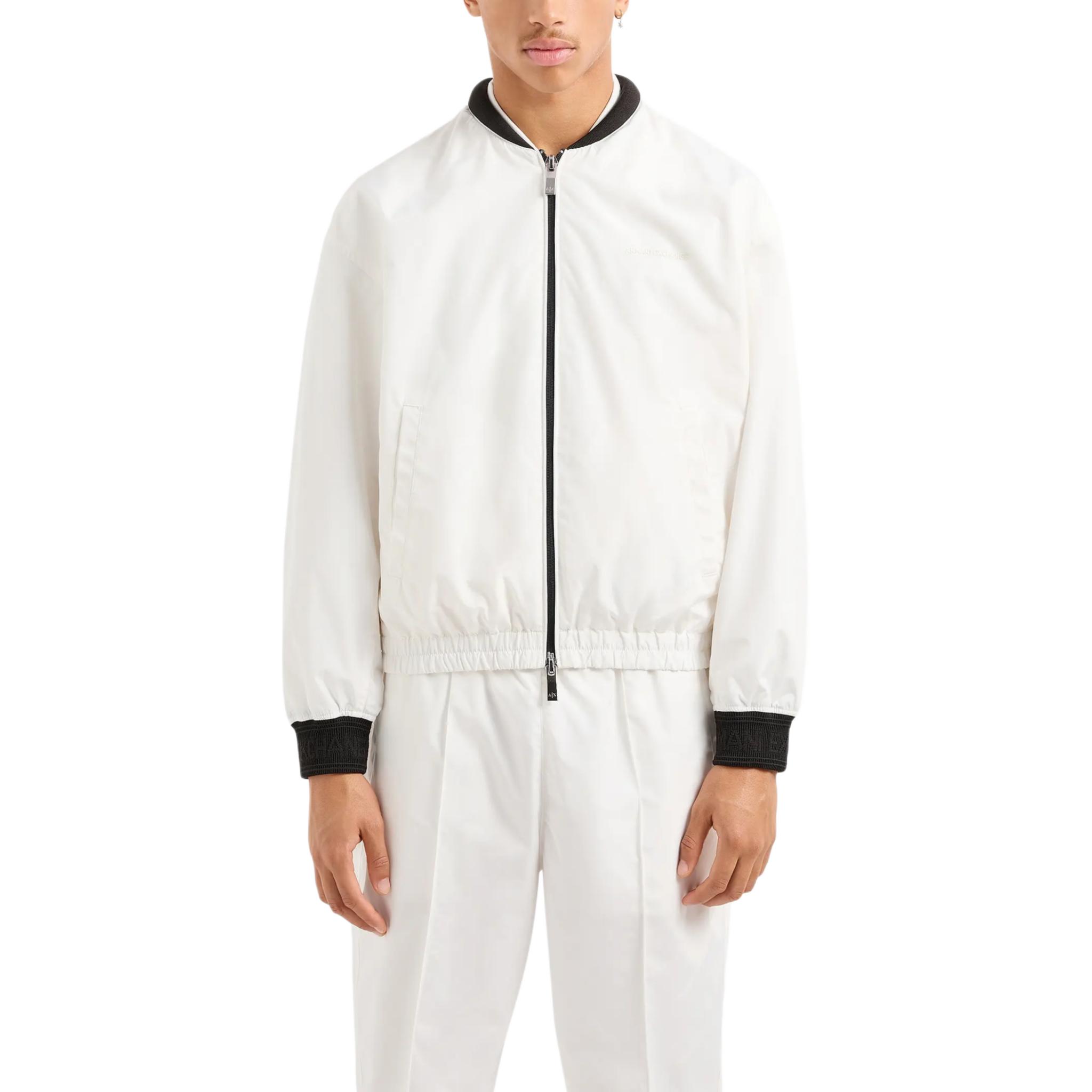 Lookbook ARMANI EXCHANGE SS24  White Logo Print Bomber Short Casual Jacket 6DZBL8-ZN5KZ-1116