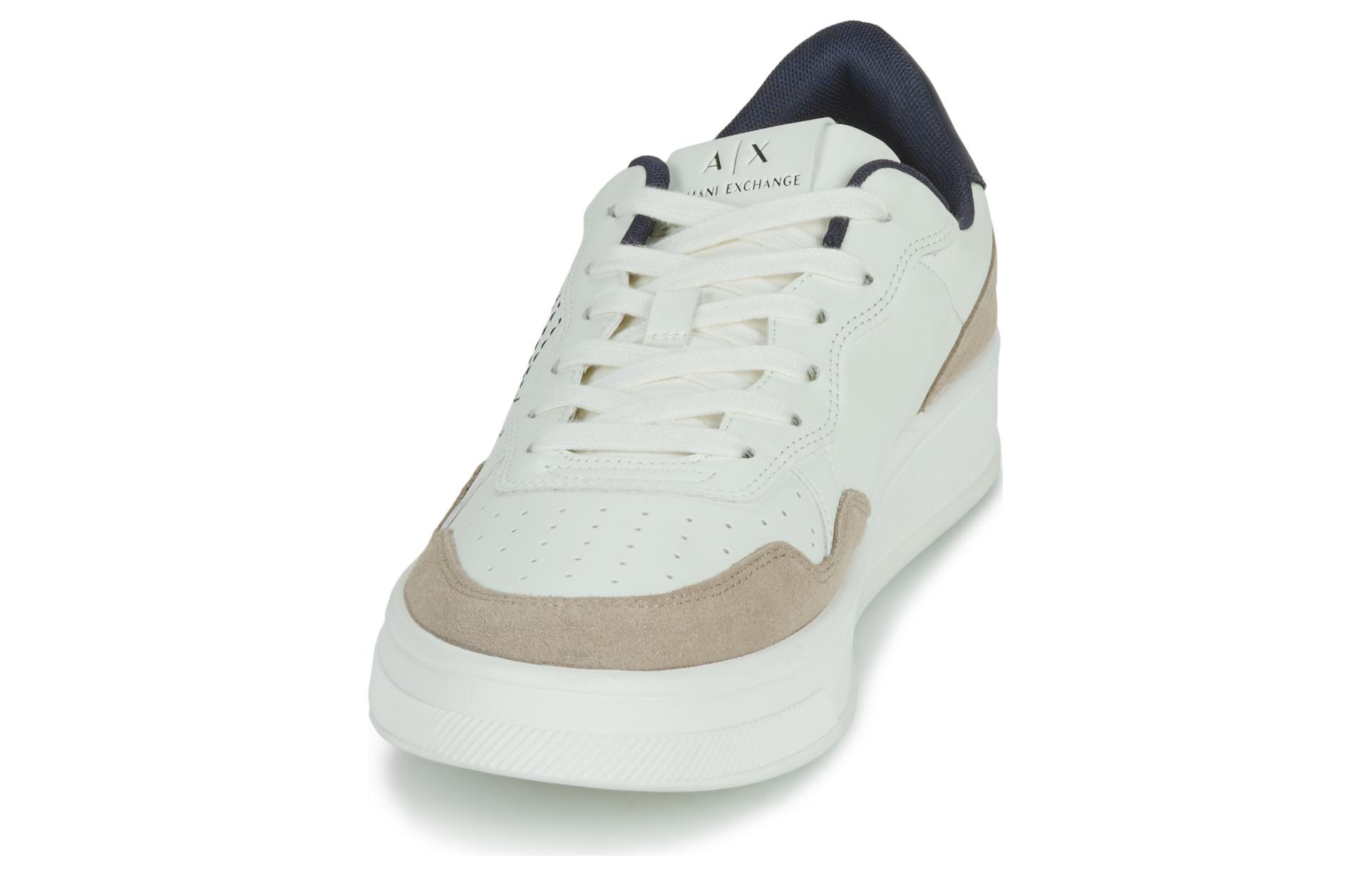 Armani Exchange Suede Low-Top Sneakers 'White' 圖 3