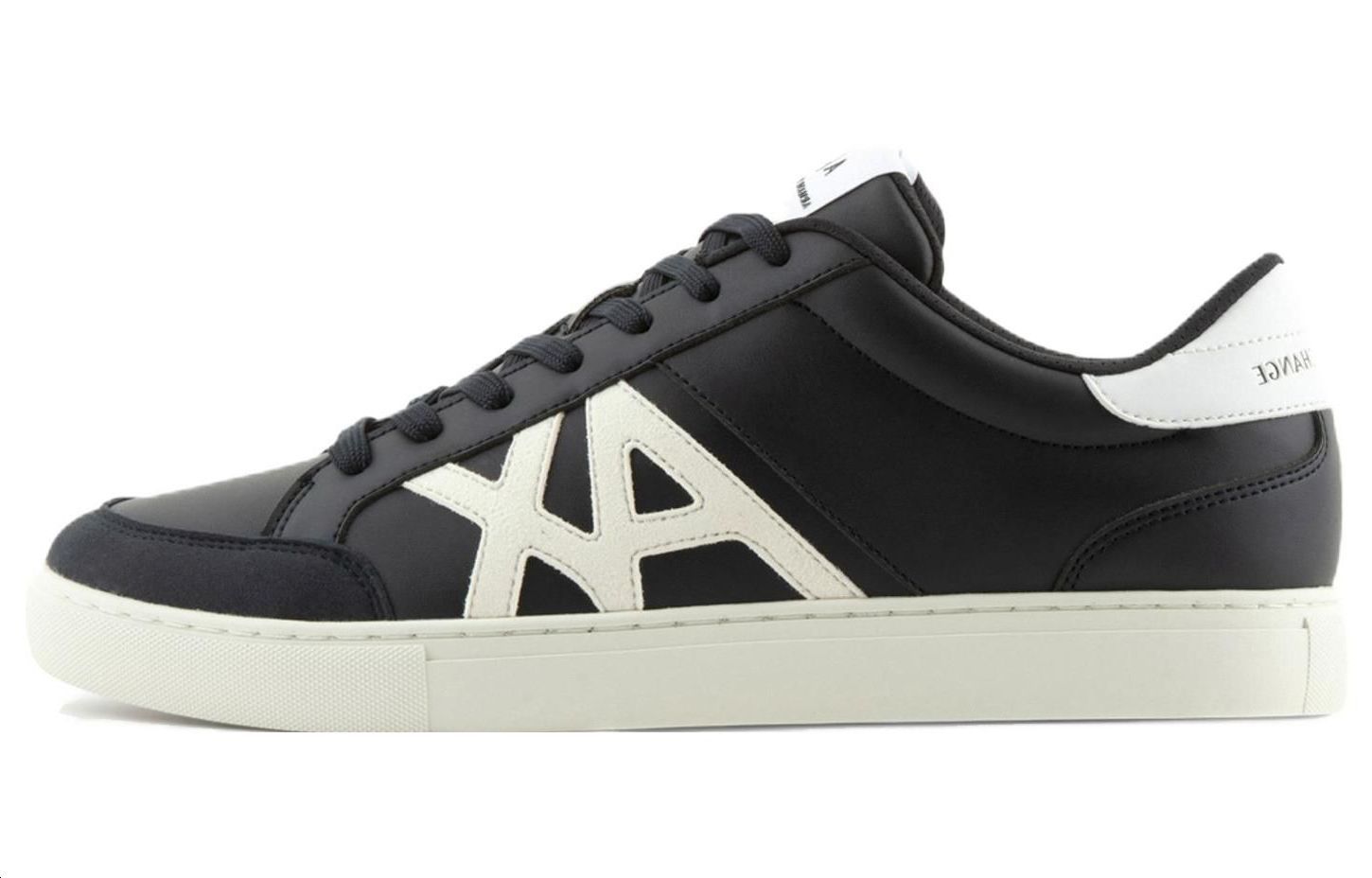 Armani Exchange Suede Low-Top 'Black Comfort Casual' XUX176XV7601T035