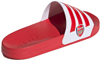 Shop adidas Adilette 淋浴 拖鞋 紅白