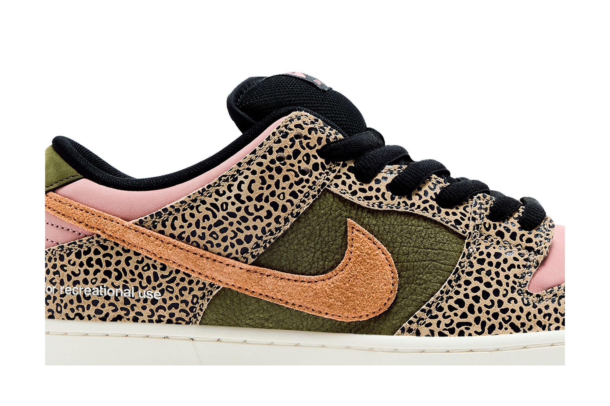 Shop Arts-Rec联名Nike Dunk Low SB '卡其色' IH3211-200