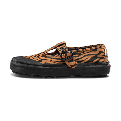 Ashley Williams Vans Style 93 'Tiger Print'