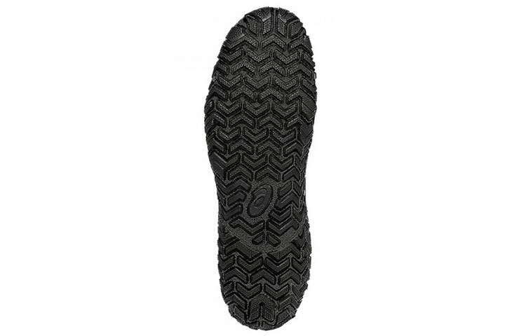 Shop Asics Aggressor 3 輕便通風 低筒休閒跑步鞋 黑白