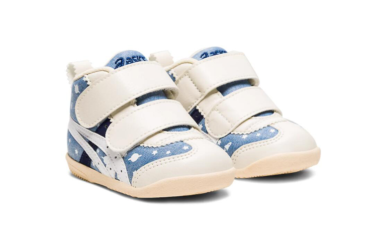 Lookbook ASICS Amulefirst CT ''Beige Navy'' Scarpe. 1144A168-401