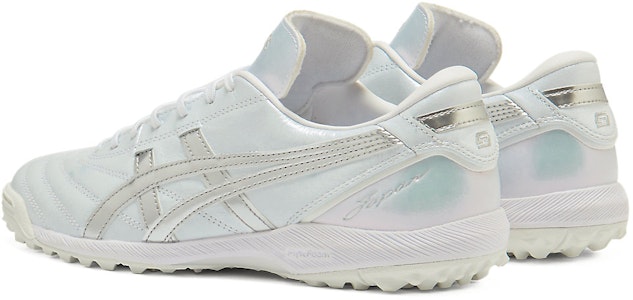 ASICS C3 Ff Tf 'Putih Perak Murni' 1113A032-112 Lookbook ASICS C3 Ff Tf 'Putih Perak Murni' 1113A032-112