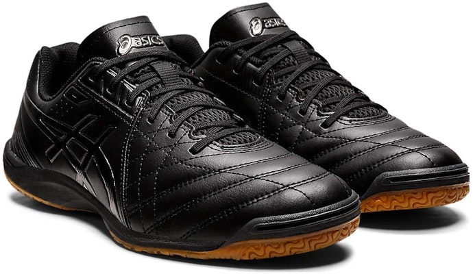 ASICS Calcetto WD 8 2E Wide 'Black Gun' 1113A011-002 Lookbook ASICS Calcetto WD 8 2E Wide 'Black Gun' 1113A011-002