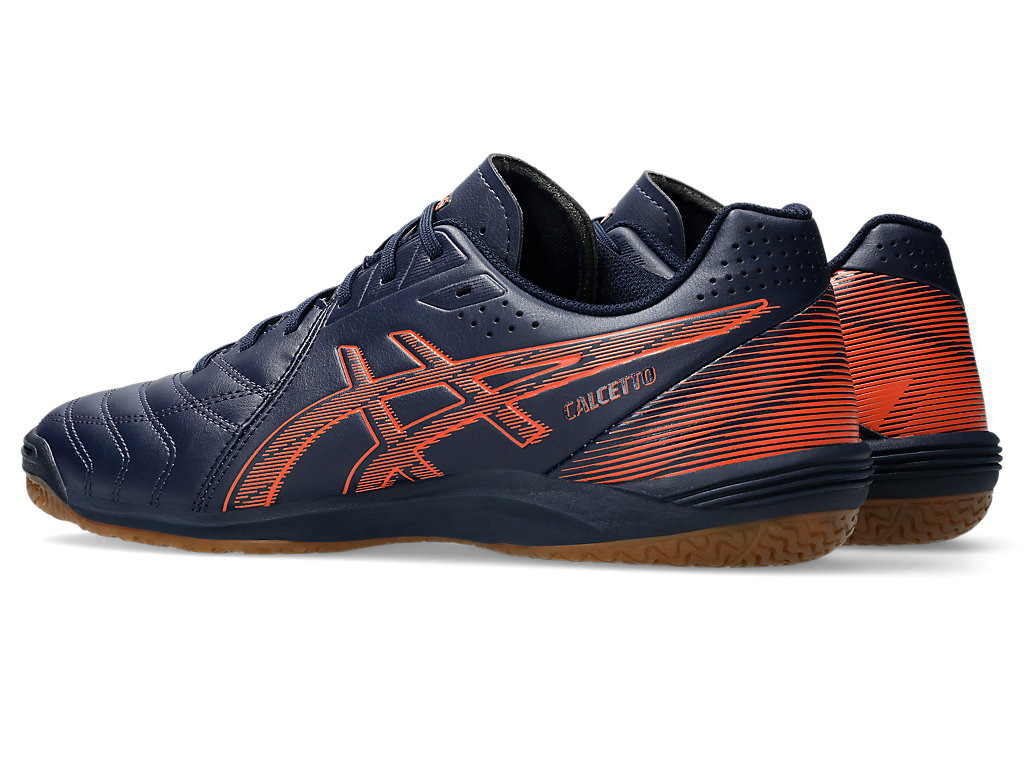 Lookbook 아식스 칼체토 WD 9 인도어 축구화 미드나잇/하바네로 1113A037-401