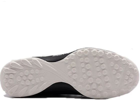 ASICS CALCETTO WD 9 TF 'Hitam Putih' Sepatu Futsal 1113A038-001 Purchase ASICS CALCETTO WD 9 TF 'Hitam Putih' Sepatu Futsal 1113A038-001