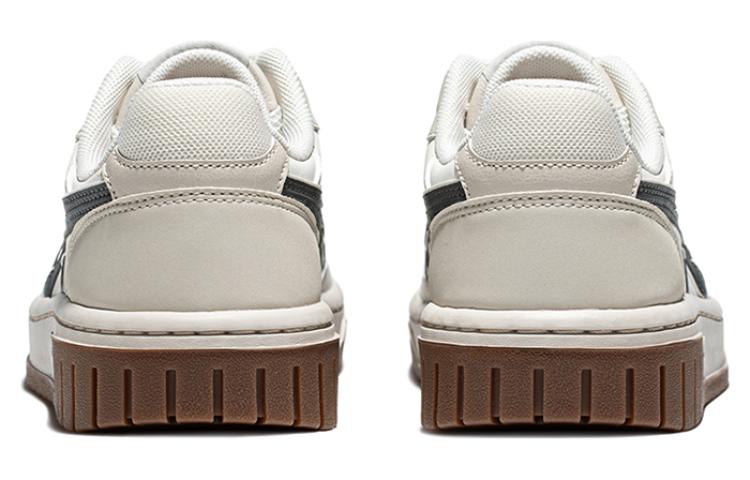 Shop アシックス コートMZ 2.0 白/紺 1203A405-102