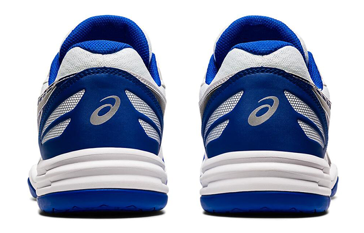Shop Asics 庭院滑行2 跑步鞋 白藍黑