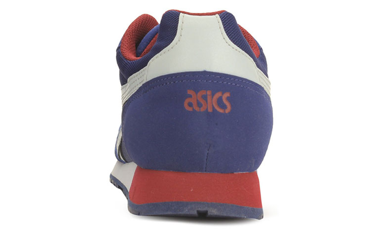 Shop Asics Curreo 防滑透氣 低筒休閒跑步鞋 藍白