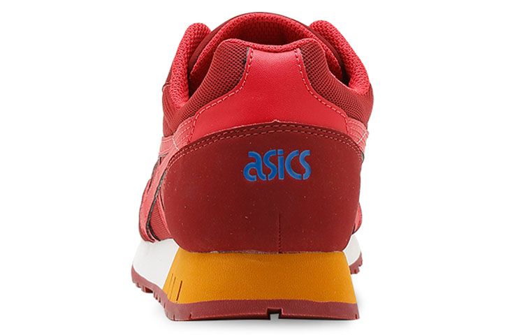 Shop ASICS Curreo Low-Top 'Merah' HN537-2623