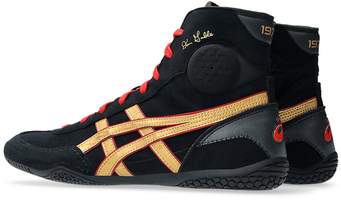 ASICS DAN GABLE EVO 3 Wrestling Shoes Black/Pure Gold 1081A052-002 Lookbook ASICS DAN GABLE EVO 3 Wrestling Shoes Black/Pure Gold 1081A052-002
